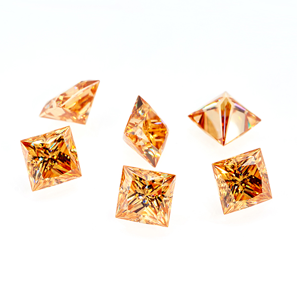 GIGAJEWE Customized Princess Cut Golden Color VVS1 Moissanite Loose Diamond Test Passed Gemstone For Jewelry Making