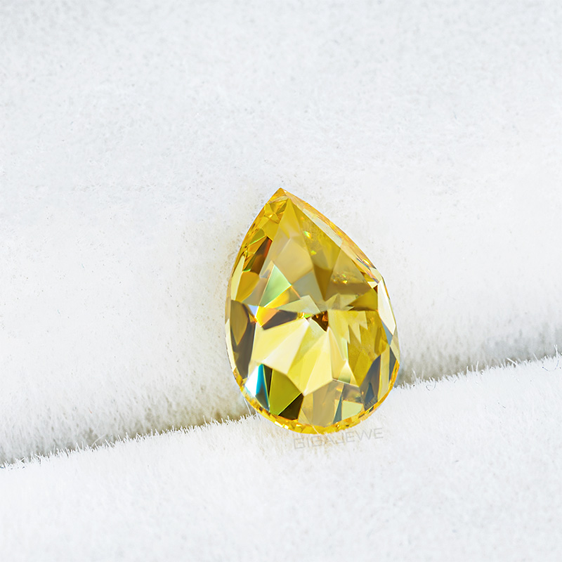 GIGAJEWE 1.011ct Pear Brilliant Cut Loose Diamond HPHT Carbon Material Lab Grown Diamond Yellow color polished diamonds