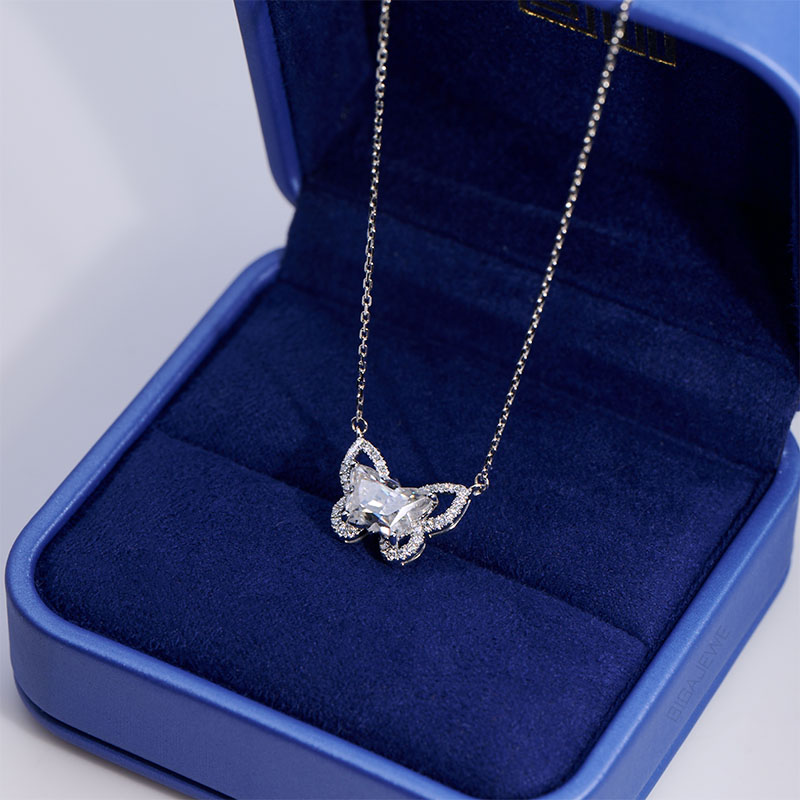 GIGAJEWE 2.5ct White Gold 9K/14K/18K Necklace 6.5*9.5*6.5*5.00 MM Butterfly cut and White D Color Moissanite Necklace