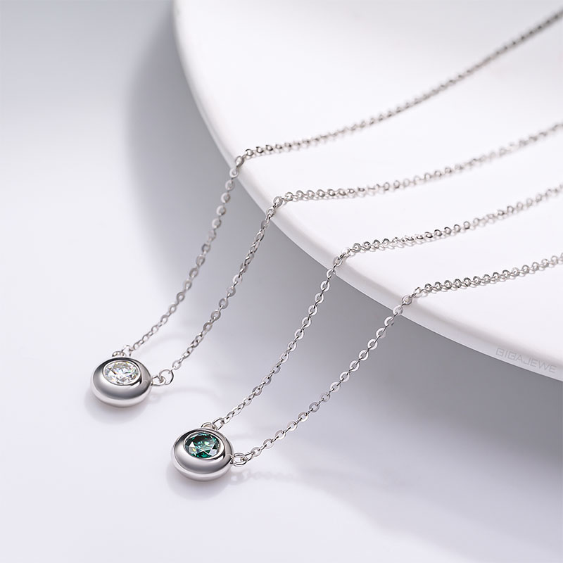 GIGAJEWE 5mm Green and D color 0.5ct 925 sterling silver Round cut Necklace,Moissanite Necklace,Engagement Necklace,Wedding Necklace