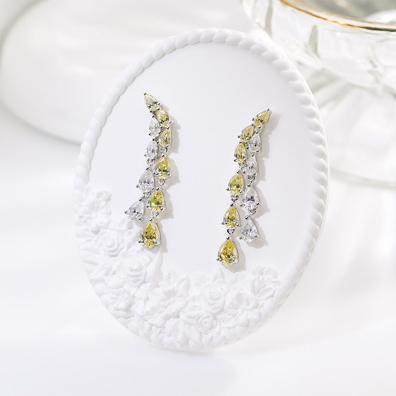 GIGAJEWE Total 9.1ct 925 silver plated gold Earrings Yellow and white Pear Cut Push Back Moissanite Earrings ,Wedding gift